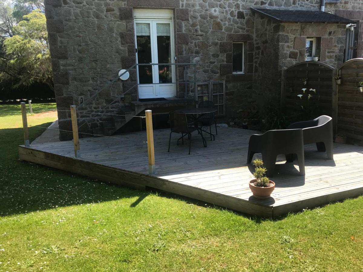 La Jackal Bed and Breakfast Ploubezre Εξωτερικό φωτογραφία